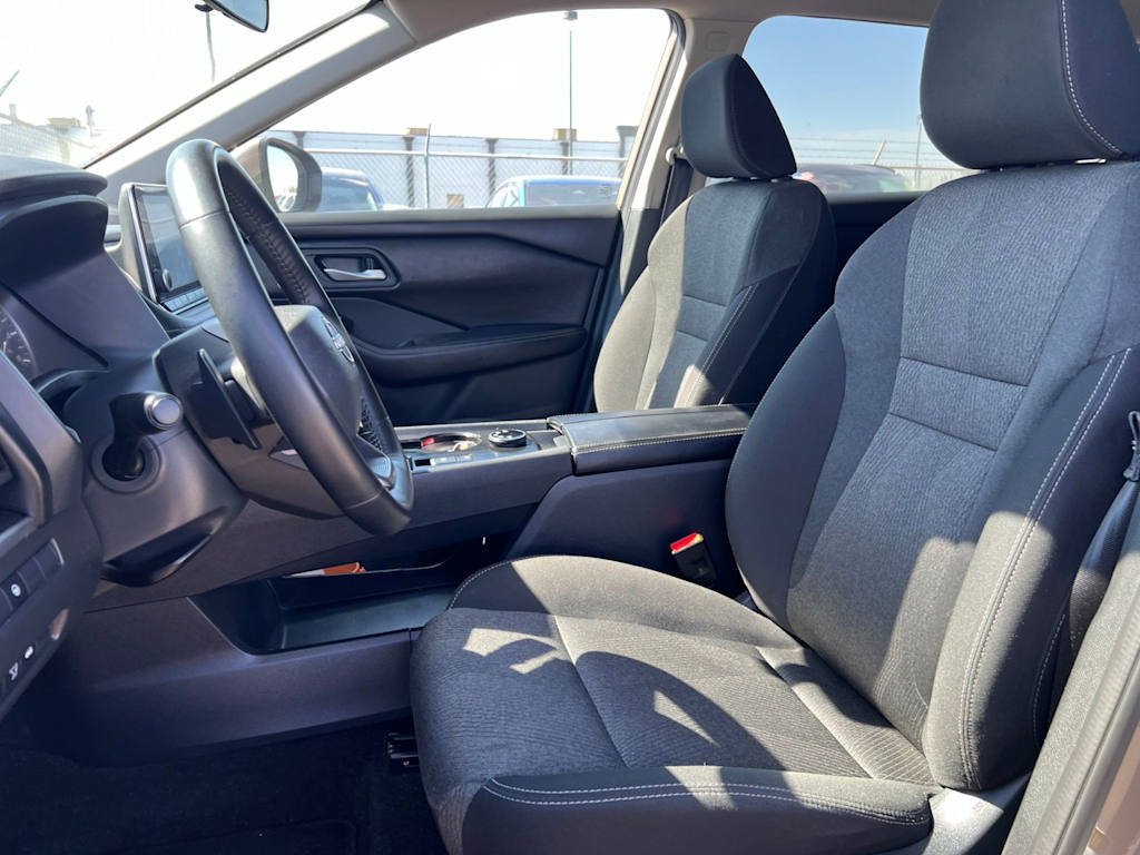 Thumbnail: 2025 Nissan Rogue - 9