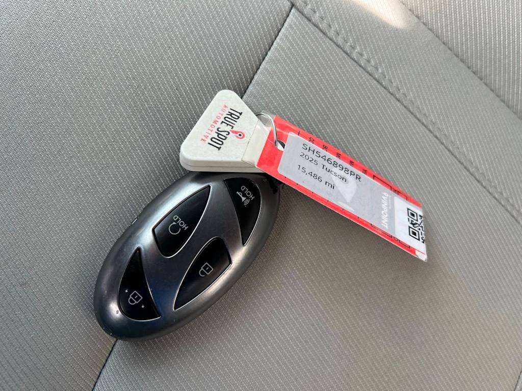 Thumbnail: 2025 Hyundai Tucson - 18