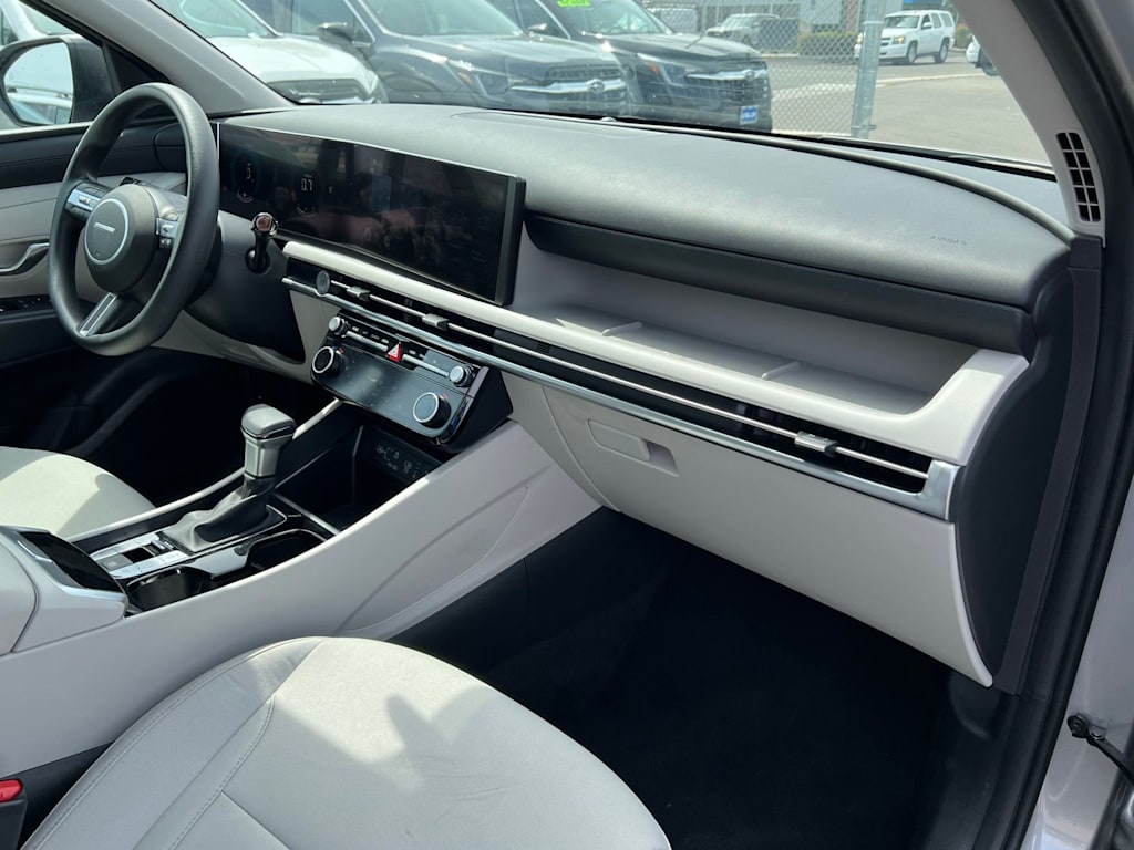 Thumbnail: 2025 Hyundai Tucson - 9