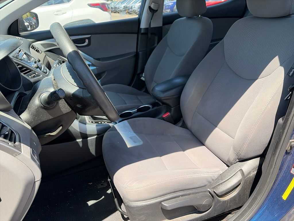 Thumbnail: 2016 Hyundai Elantra - 8