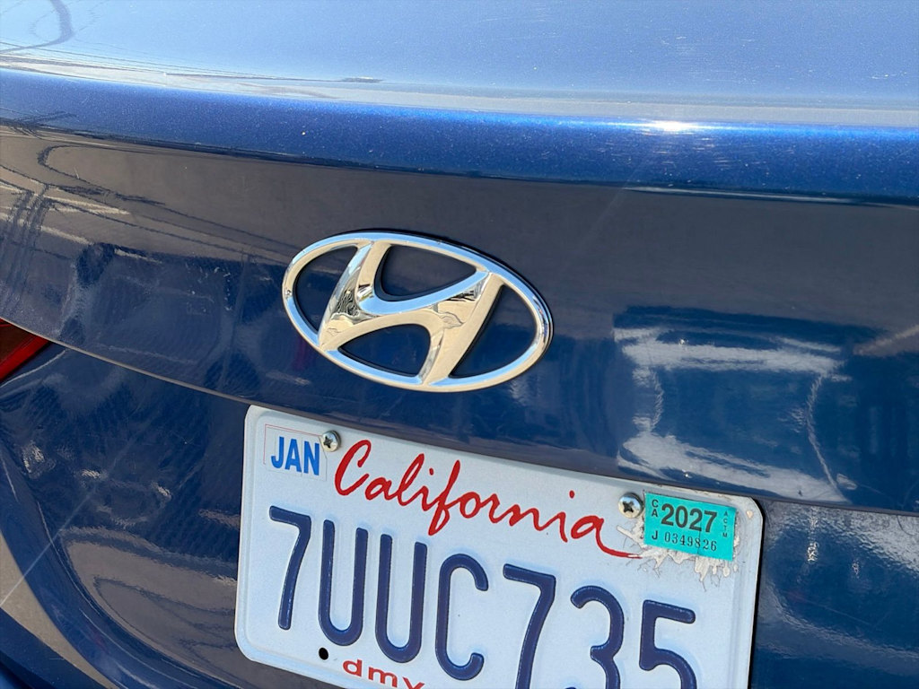 Thumbnail: 2016 Hyundai Elantra - 5