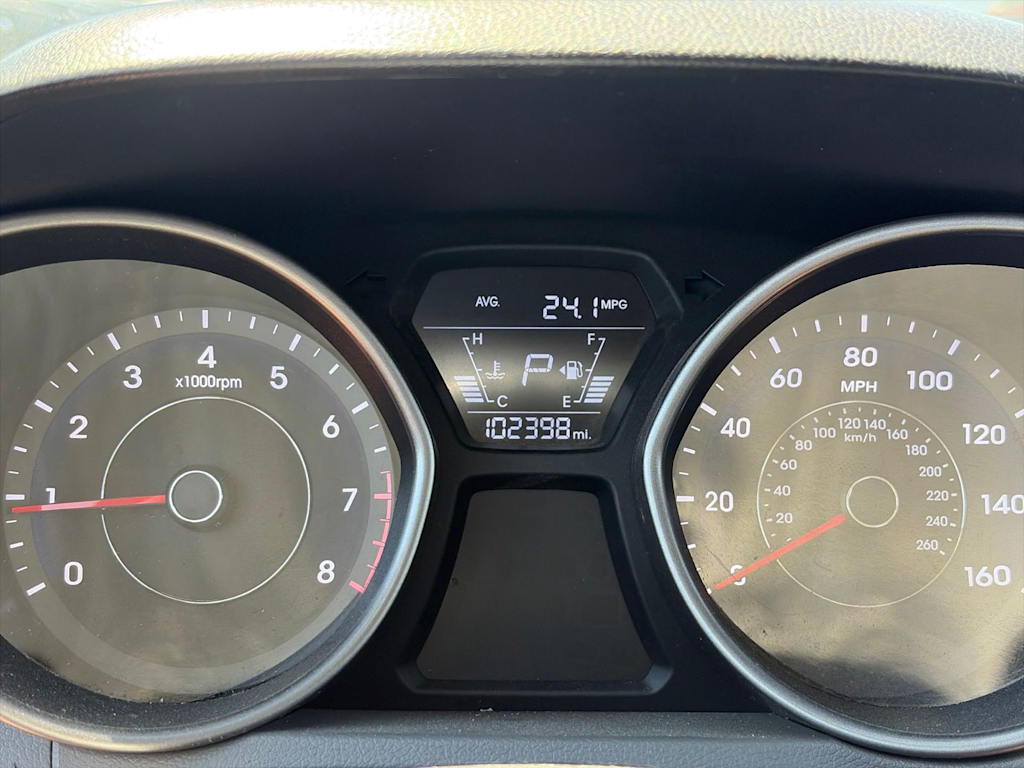 Thumbnail: 2016 Hyundai Elantra - 12