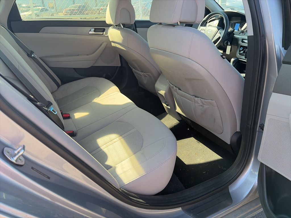 Thumbnail: 2017 Hyundai Sonata - 8