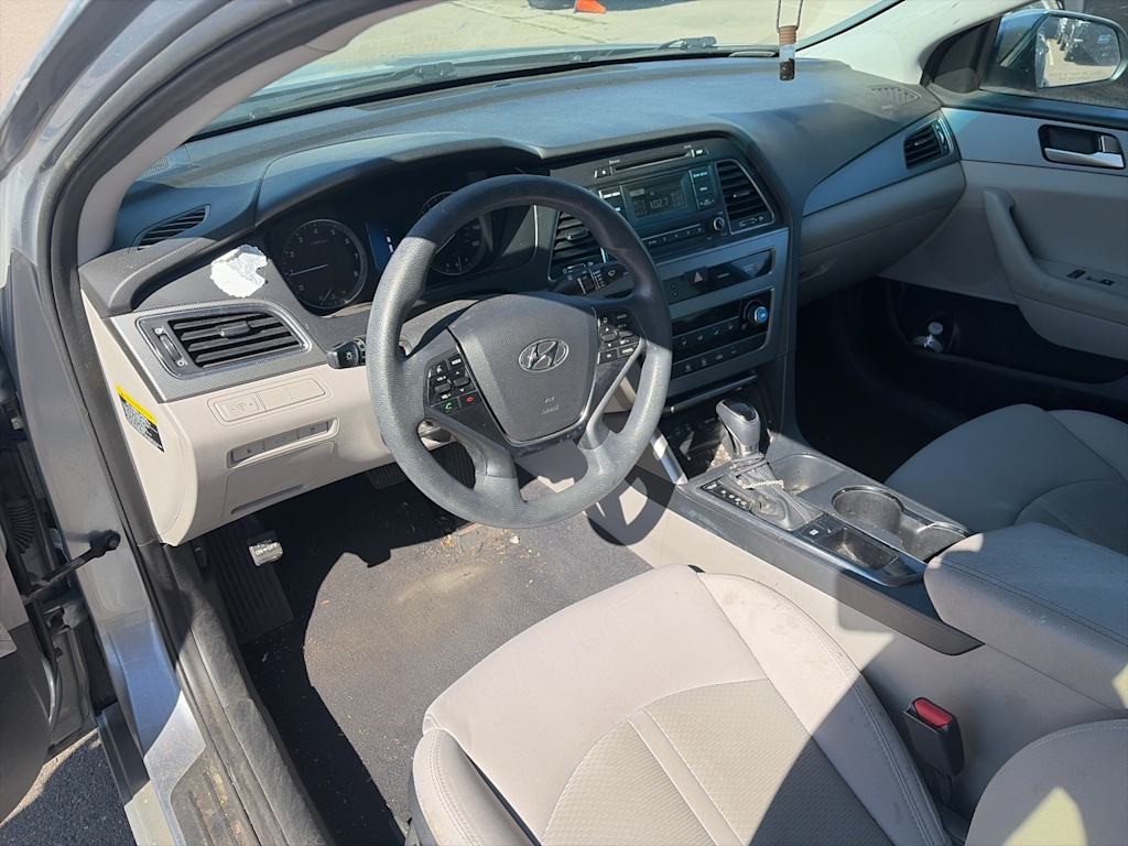 Thumbnail: 2017 Hyundai Sonata - 2