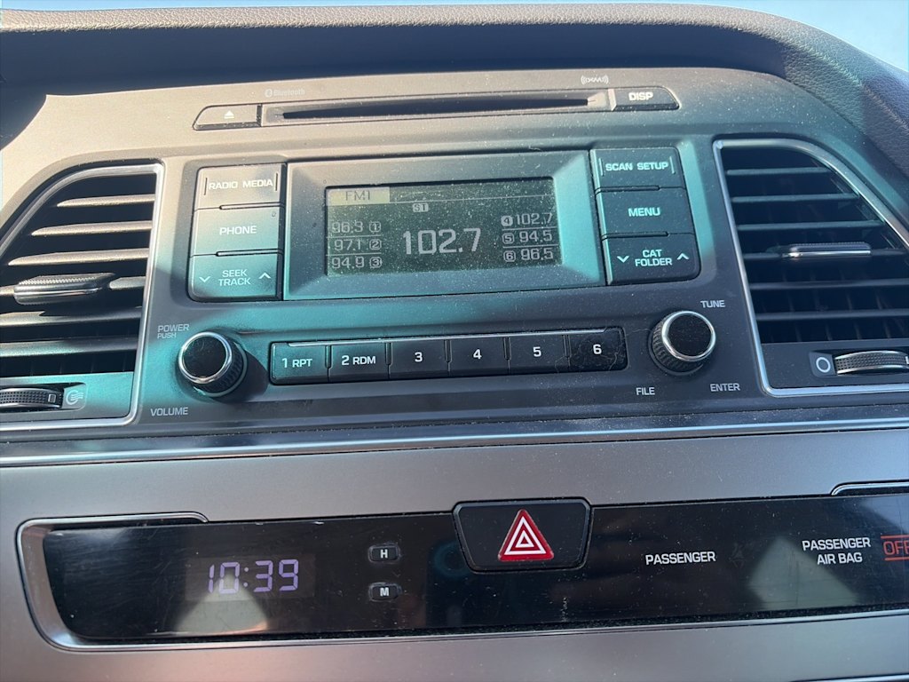 Thumbnail: 2017 Hyundai Sonata - 32