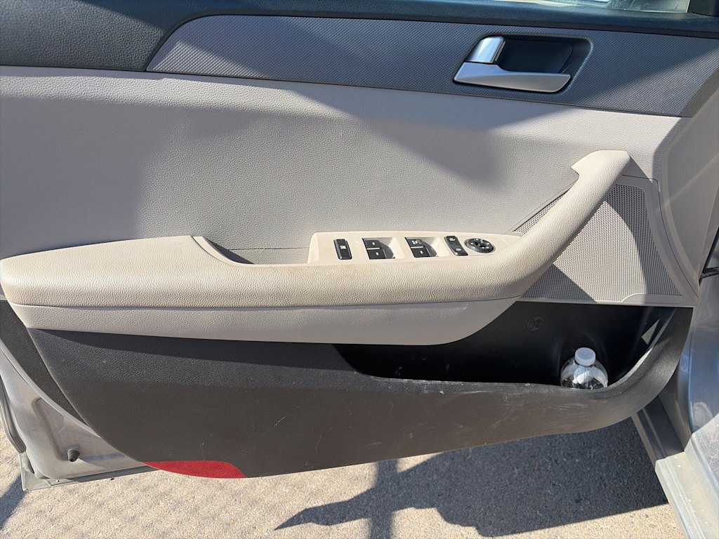 Thumbnail: 2017 Hyundai Sonata - 29