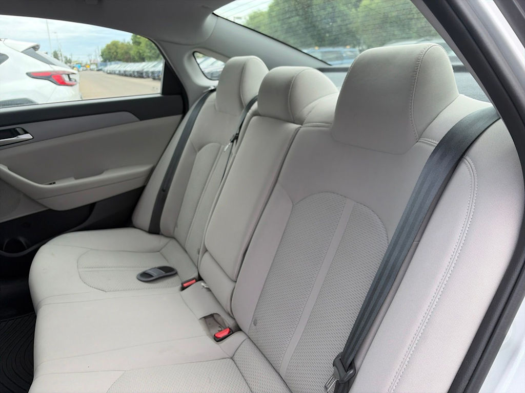 Thumbnail: 2019 Hyundai Sonata - 10