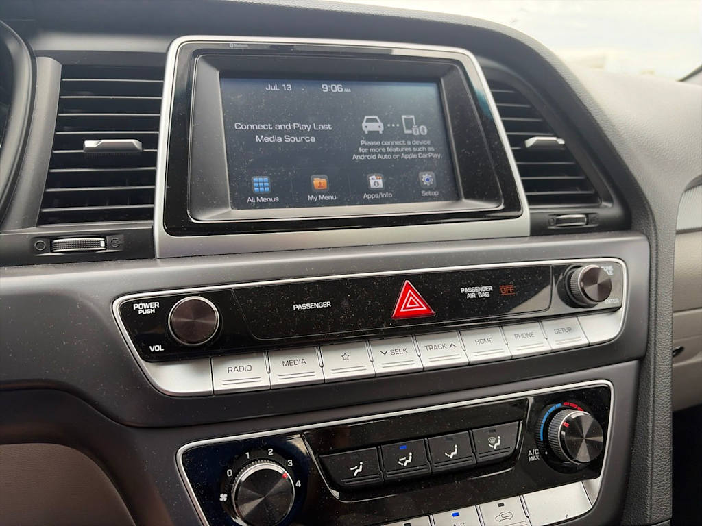 Thumbnail: 2019 Hyundai Sonata - 11