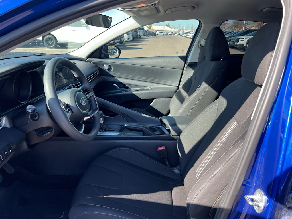 Thumbnail: 2023 Hyundai Elantra - 10