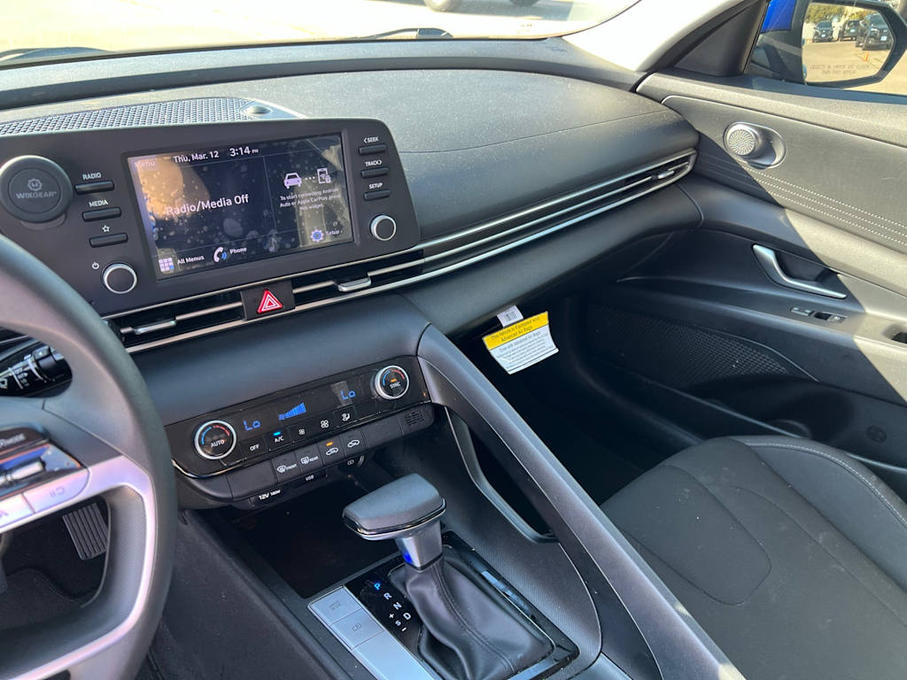 Thumbnail: 2023 Hyundai Elantra - 14