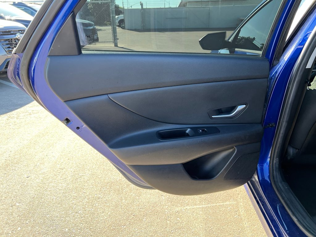 Thumbnail: 2023 Hyundai Elantra - 26