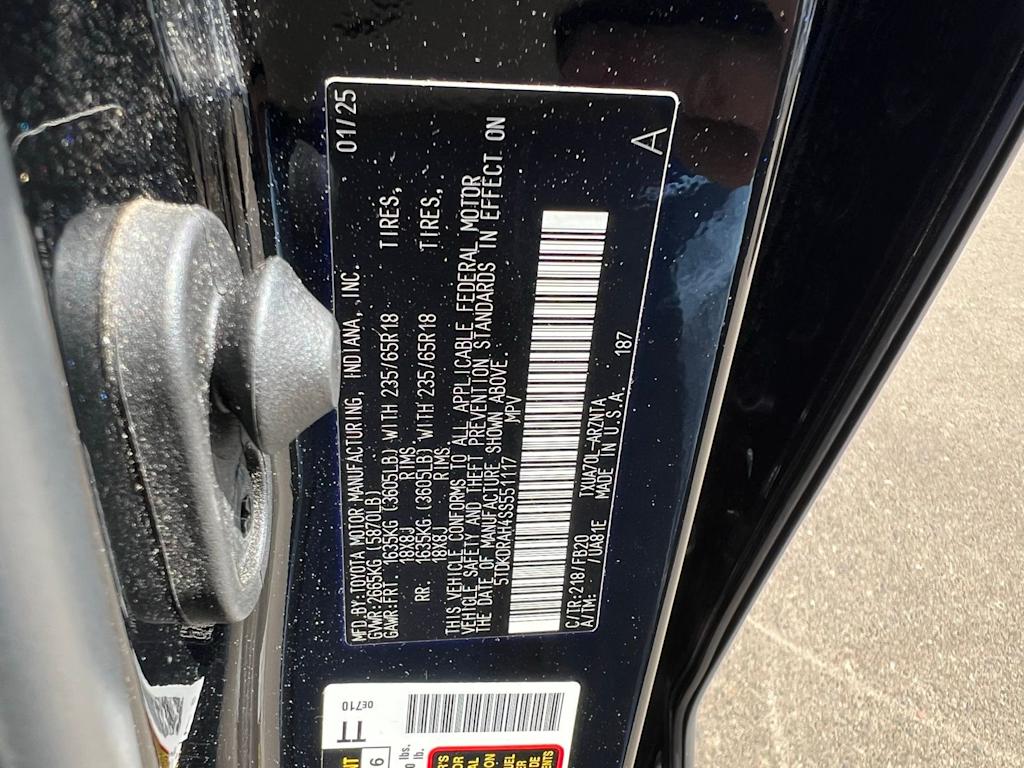 Thumbnail: 2025 Toyota Highlander - 18