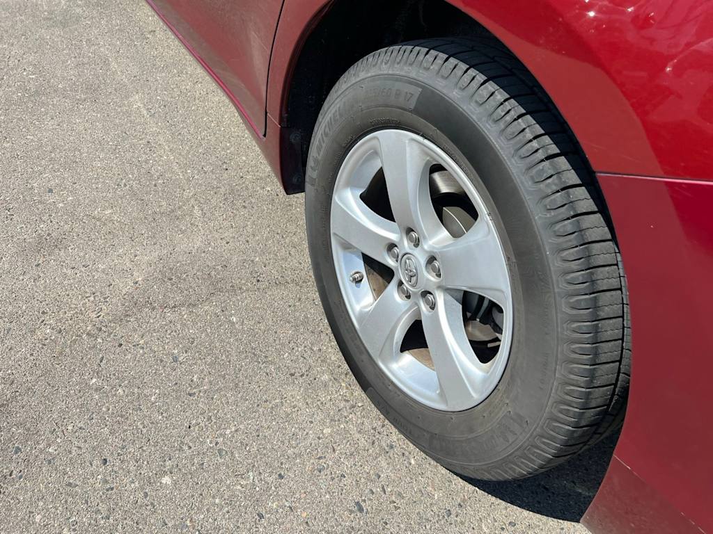 Thumbnail: 2014 Toyota Sienna - 24