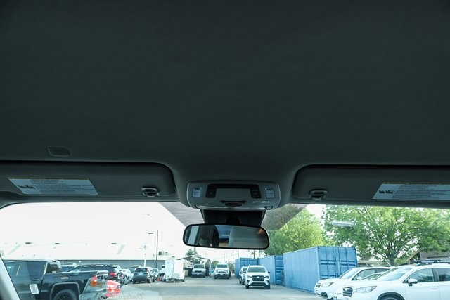 2022 Toyota Sienna LE 28