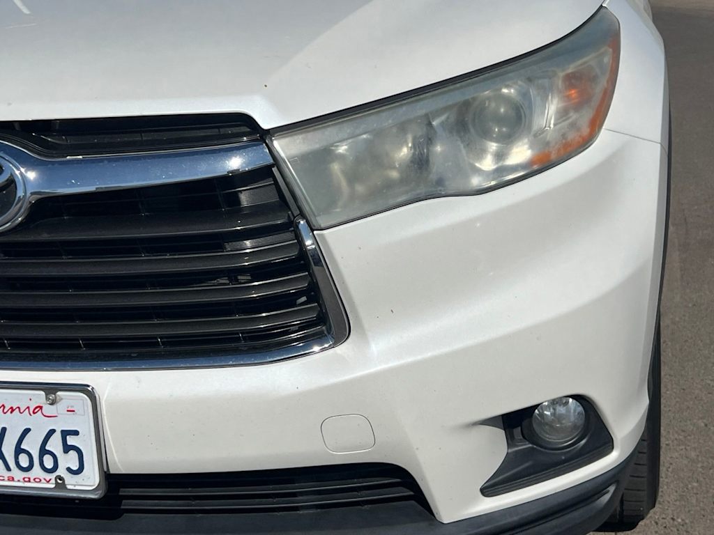 Thumbnail: 2014 Toyota Highlander - 17