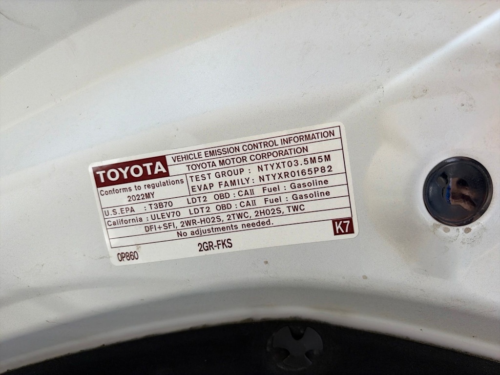 Thumbnail: 2022 Toyota Highlander - 32