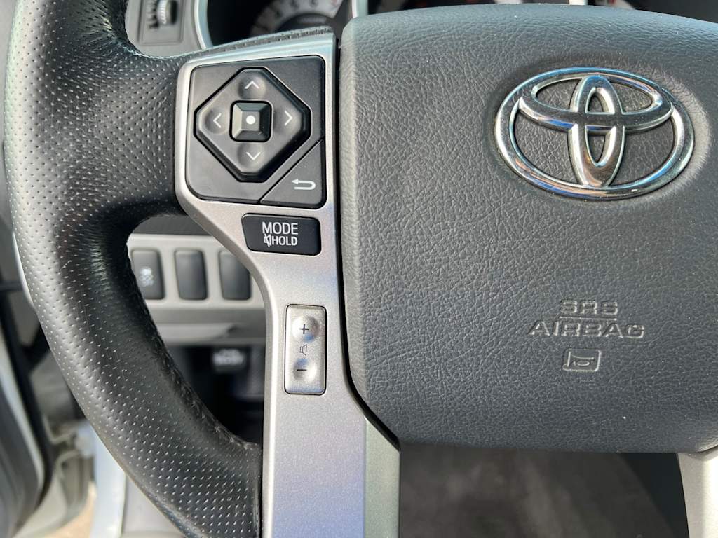 Thumbnail: 2015 Toyota Tacoma - 39
