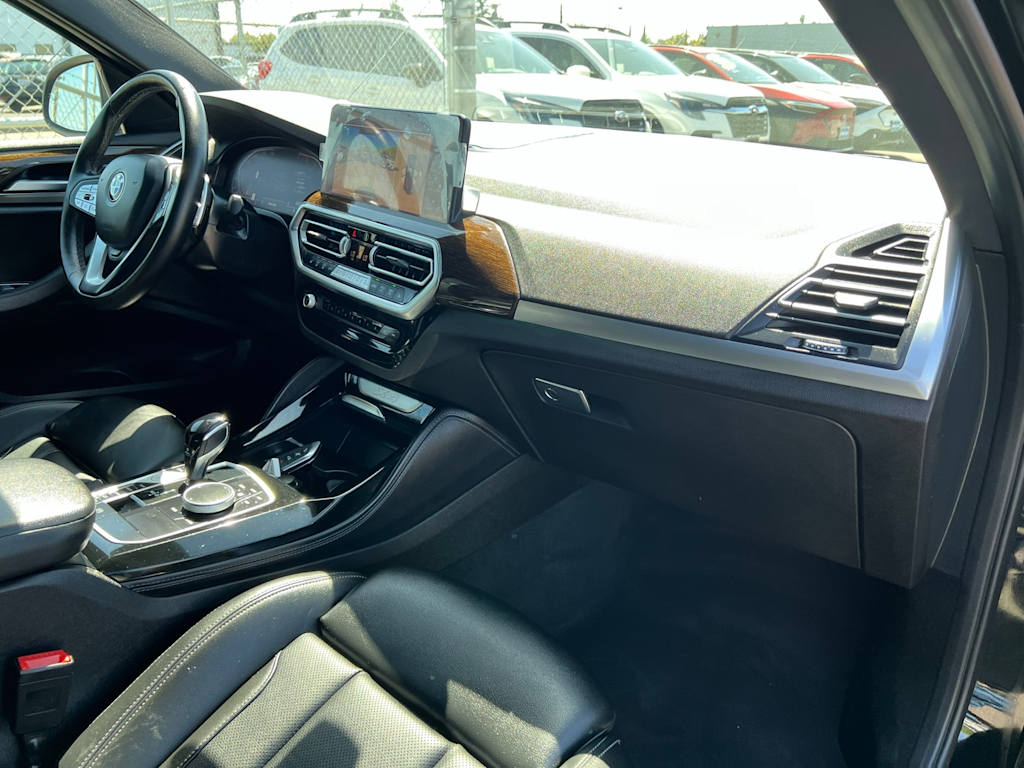 Thumbnail: 2023 BMW X4 - 9