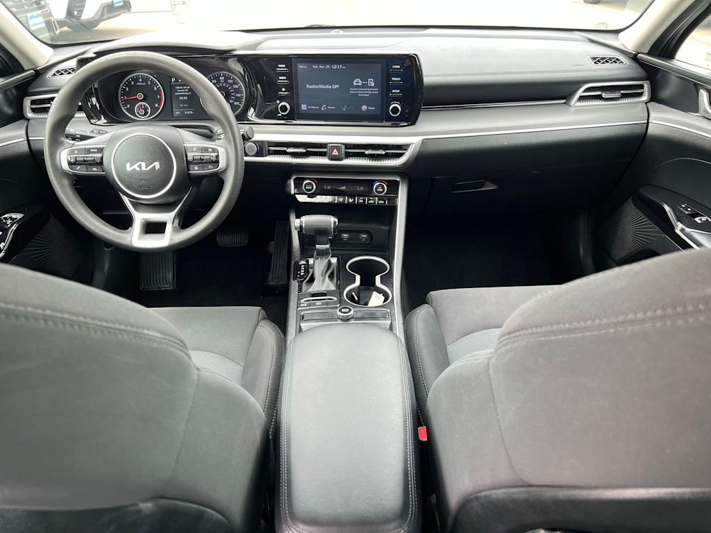 Thumbnail: 2023 Kia K5 - 13