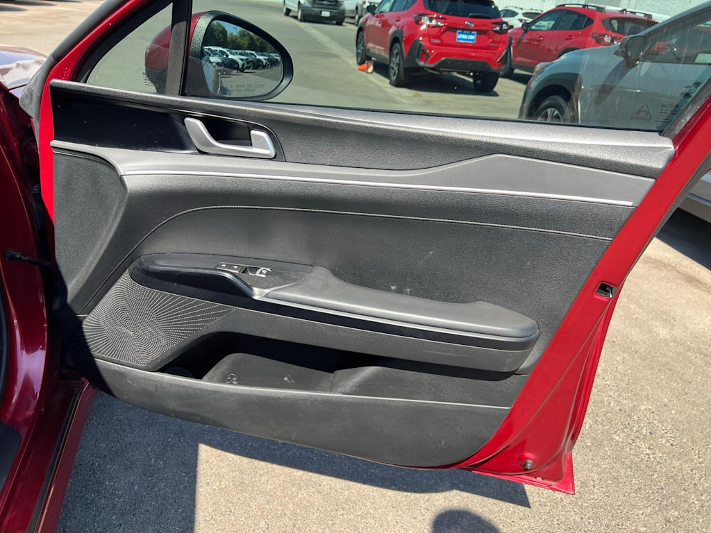 Thumbnail: 2021 Kia K5 - 35