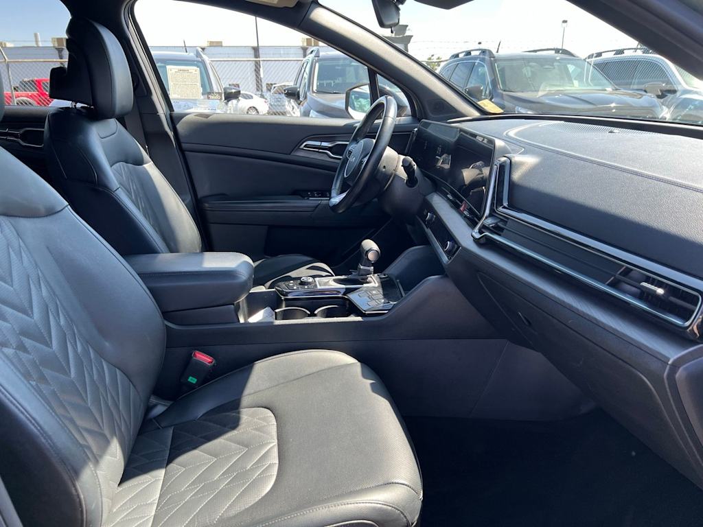 Thumbnail: 2023 Kia Sportage - 11