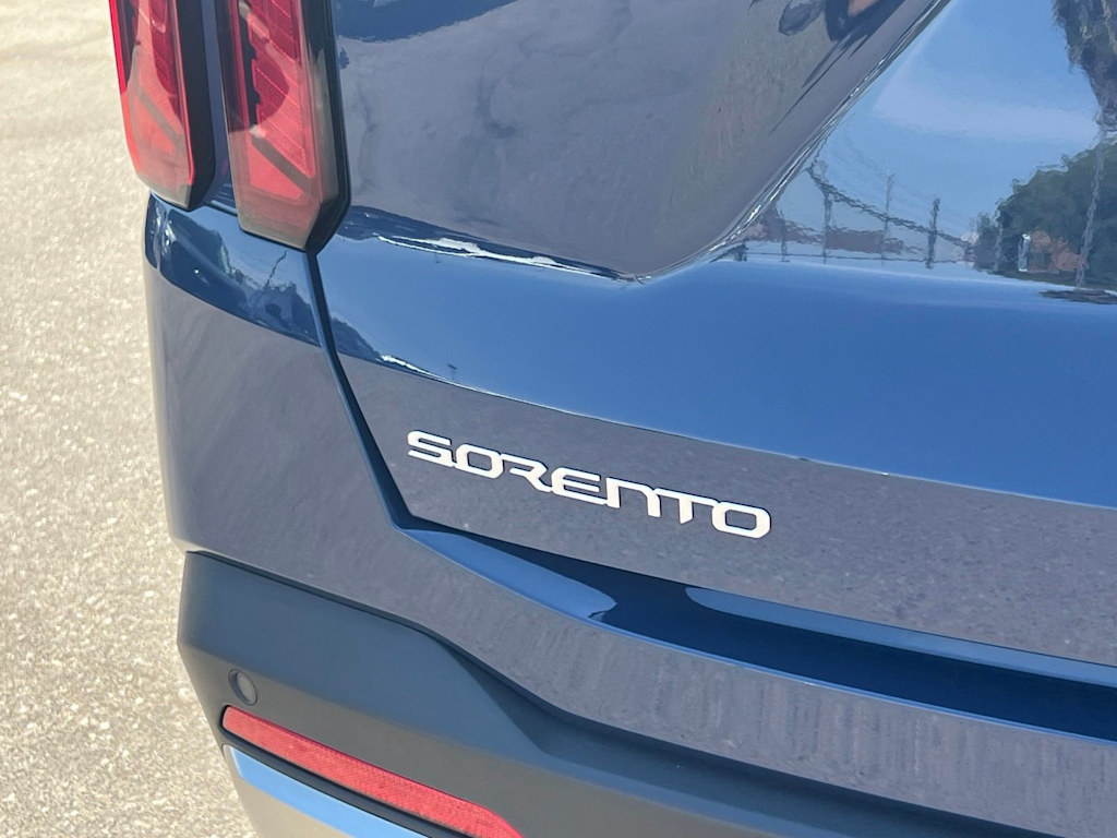 Thumbnail: 2025 Kia Sorento - 25