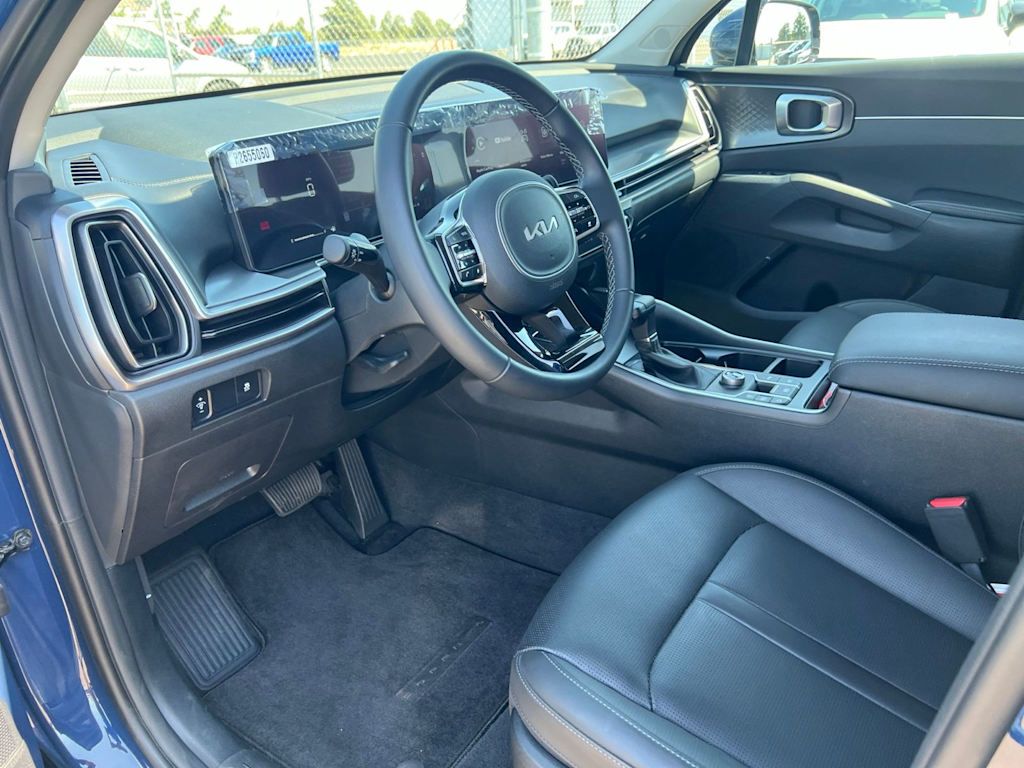 Thumbnail: 2025 Kia Sorento - 8