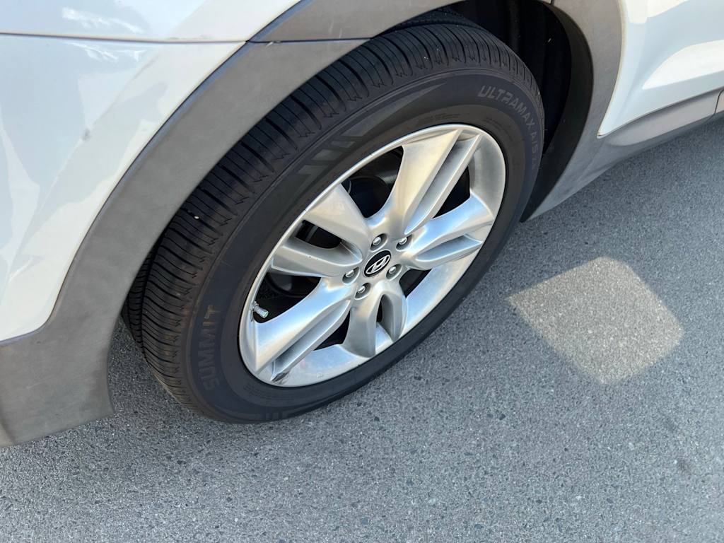Thumbnail: 2014 Hyundai Santa Fe - 29