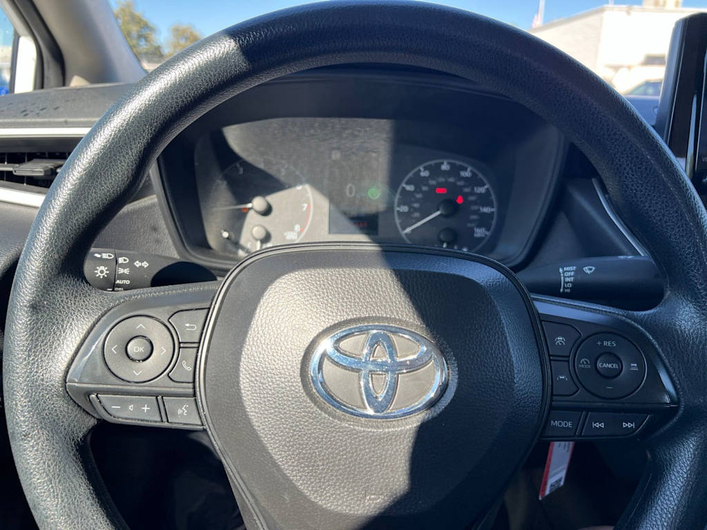 Thumbnail: 2025 Toyota Corolla - 31