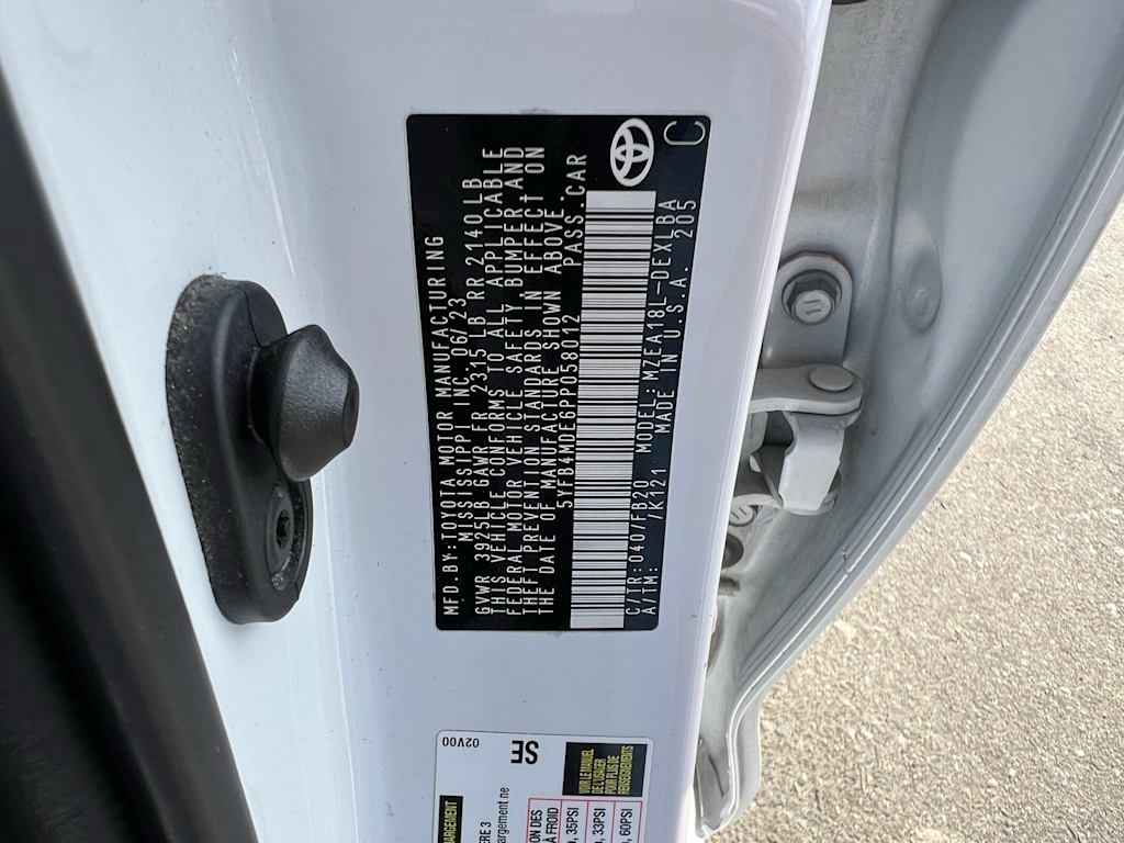 Thumbnail: 2023 Toyota Corolla - 18