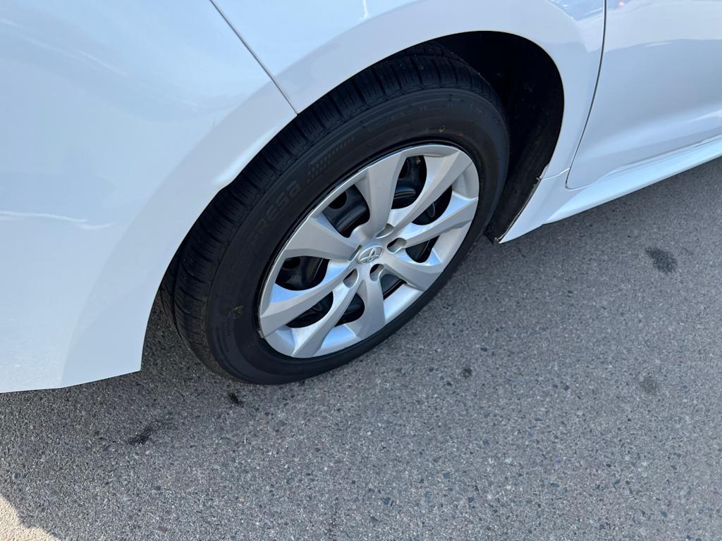 Thumbnail: 2023 Toyota Corolla - 28