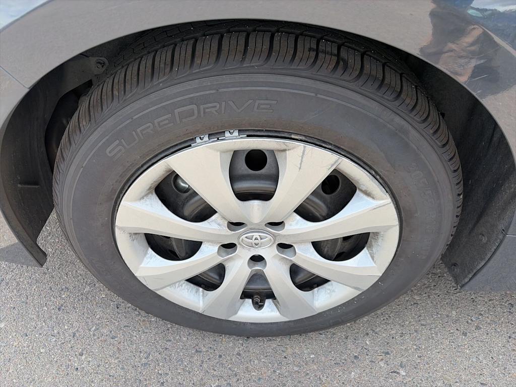 Thumbnail: 2023 Toyota Corolla - 17