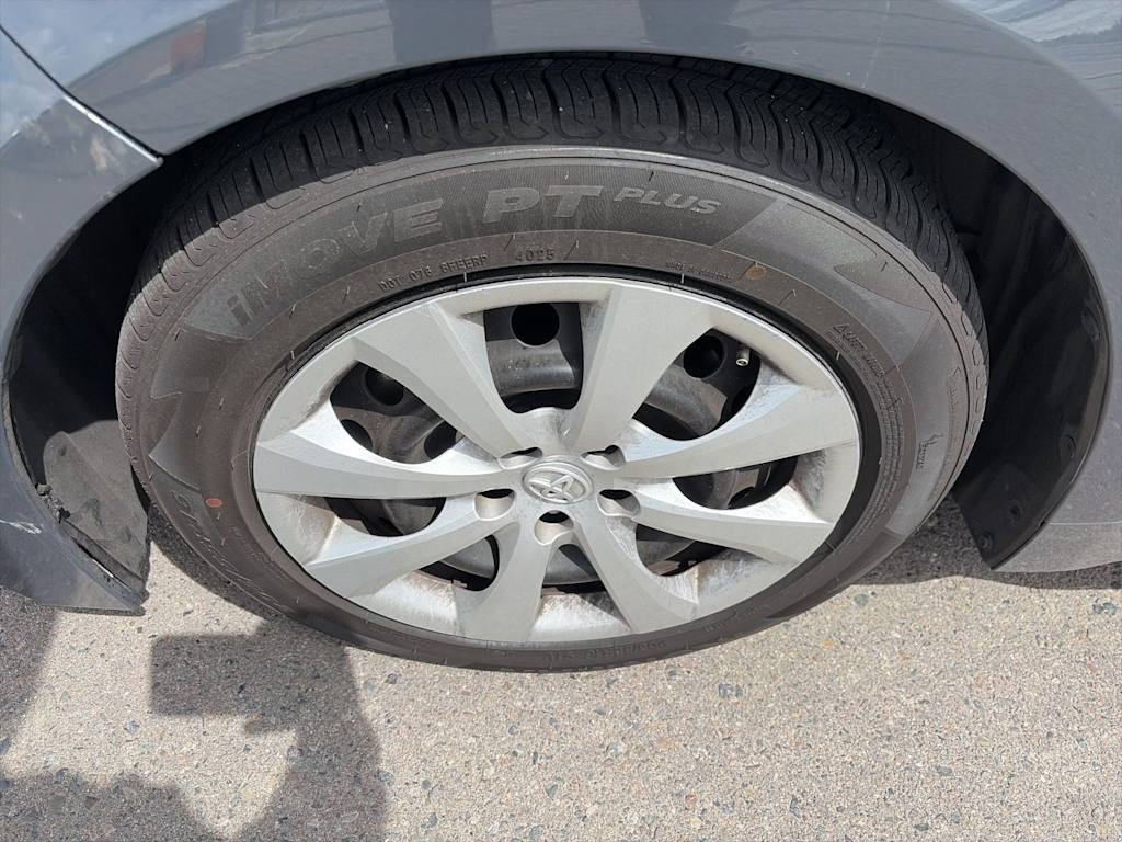 Thumbnail: 2023 Toyota Corolla - 28