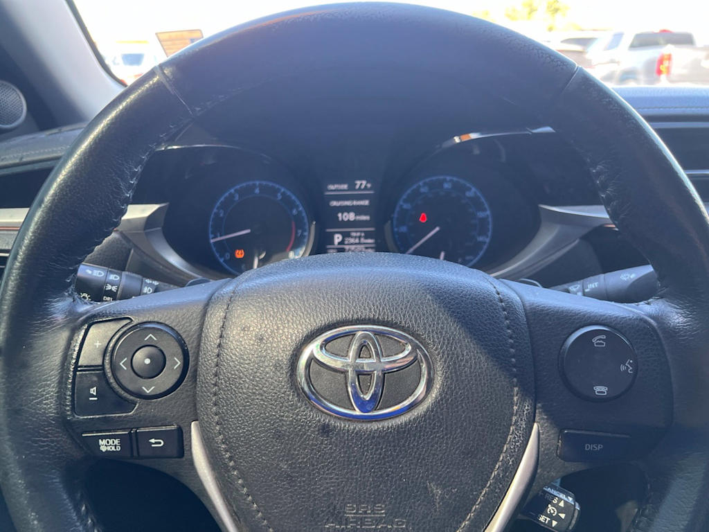 Thumbnail: 2015 Toyota Corolla - 26