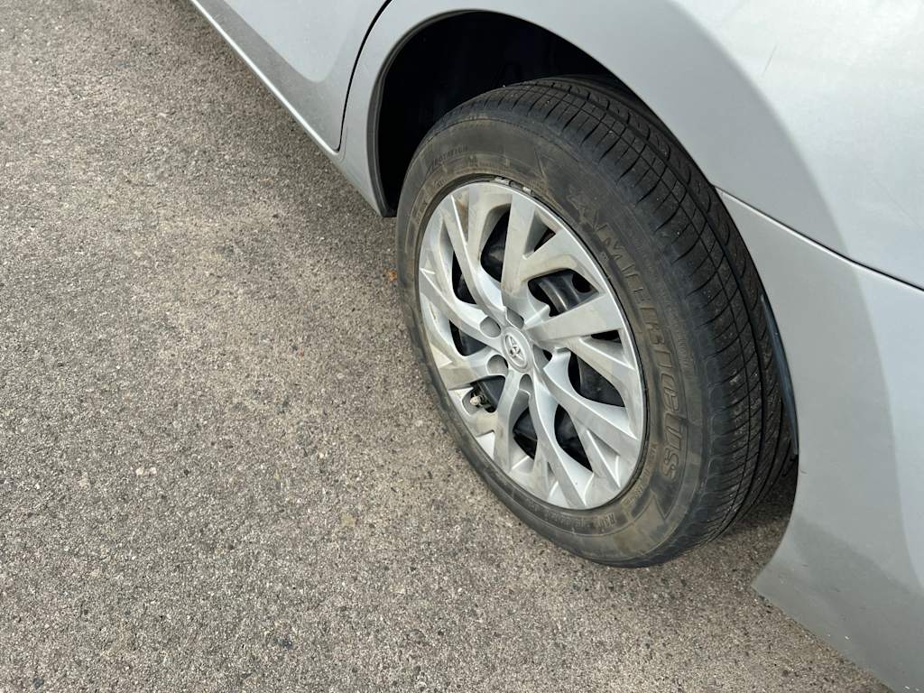 Thumbnail: 2018 Toyota Corolla - 21