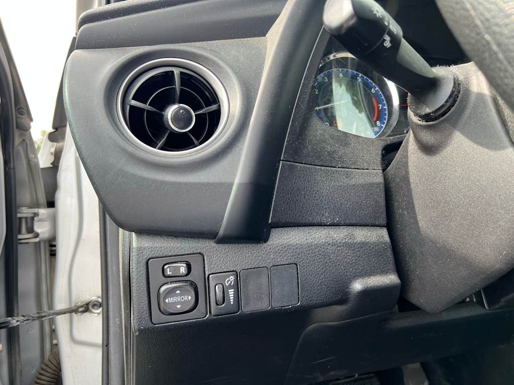 Thumbnail: 2018 Toyota Corolla - 27