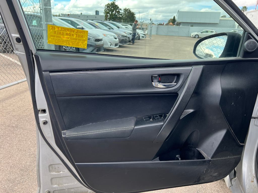 Thumbnail: 2018 Toyota Corolla - 20