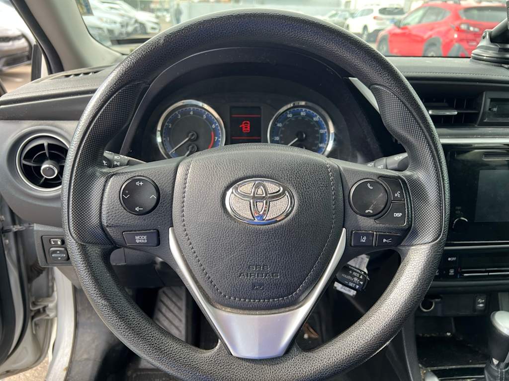 Thumbnail: 2018 Toyota Corolla - 9