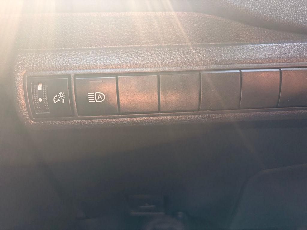 Thumbnail: 2024 Toyota Corolla - 37