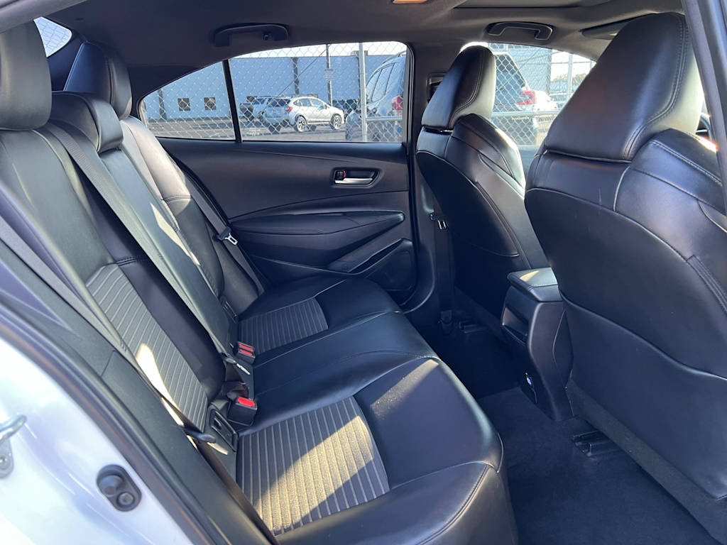 Thumbnail: 2022 Toyota Corolla - 32