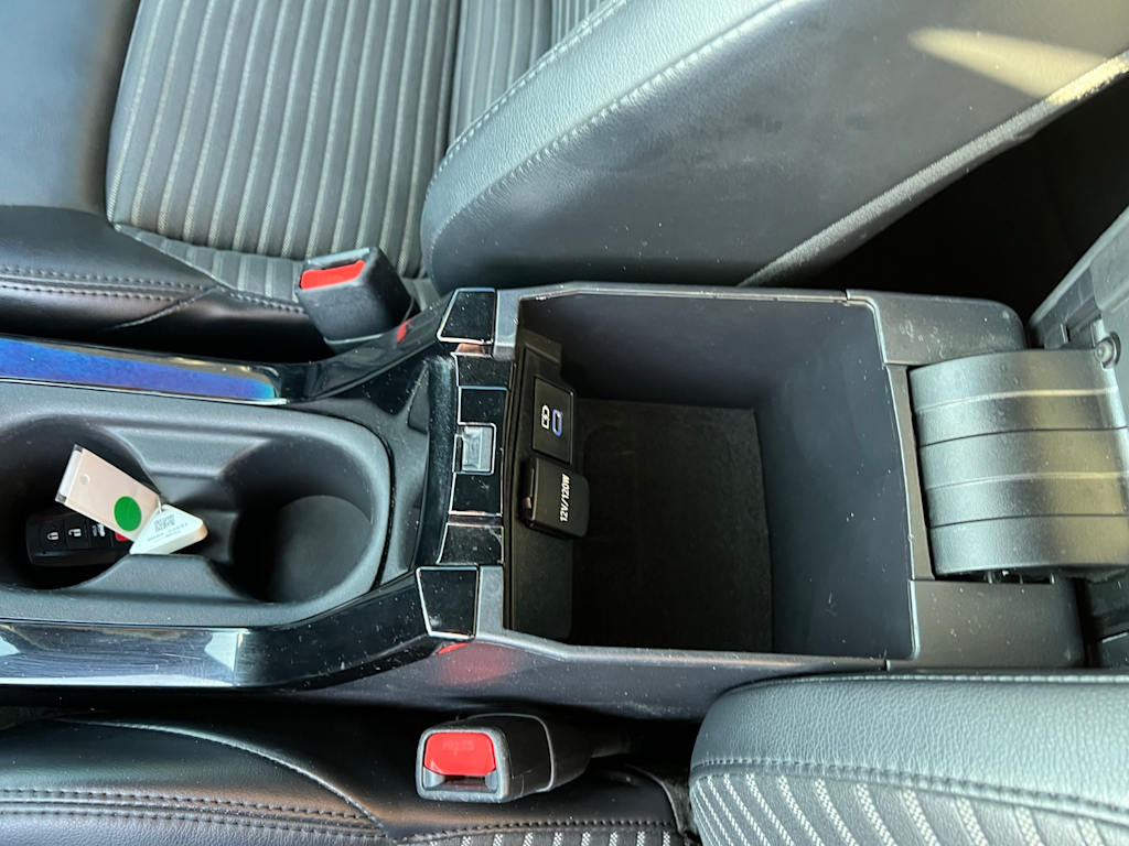 Thumbnail: 2022 Toyota Corolla - 44