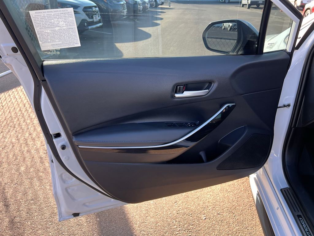 Thumbnail: 2022 Toyota Corolla - 26