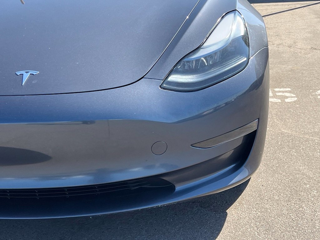 Thumbnail: 2023 Tesla Model 3 - 5
