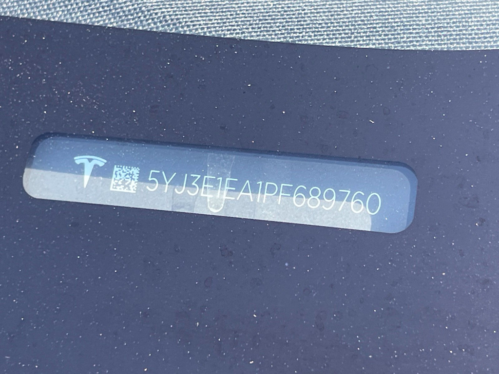 Thumbnail: 2023 Tesla Model 3 - 12