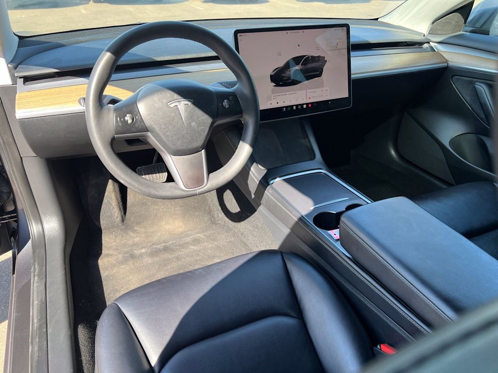 Thumbnail: 2023 Tesla Model 3 - 2