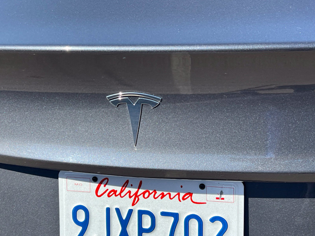 Thumbnail: 2023 Tesla Model 3 - 22