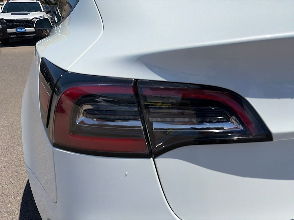 Thumbnail: 2023 Tesla Model 3 - 23