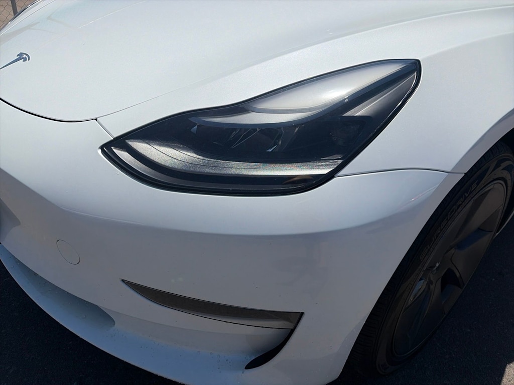 Thumbnail: 2023 Tesla Model 3 - 17