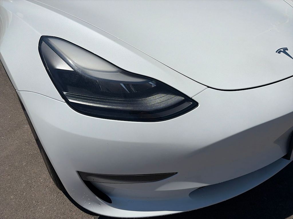 Thumbnail: 2023 Tesla Model 3 - 18
