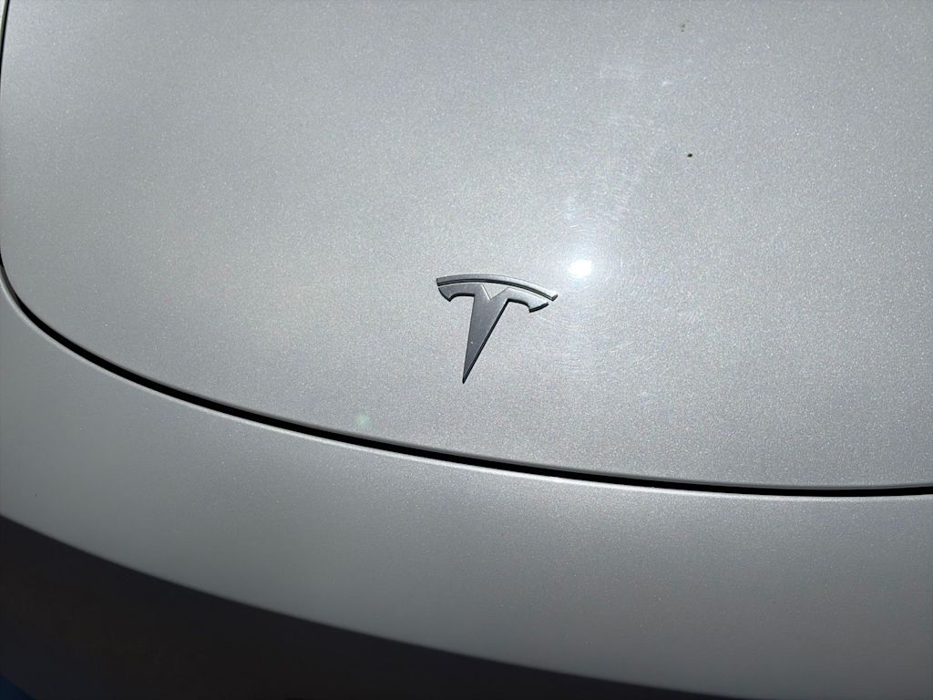 Thumbnail: 2023 Tesla Model 3 - 5